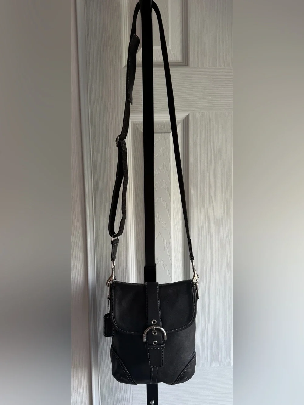 Coach Soho Vintage Black Leather Shoulder Bag  Adjustable Strap Women’s